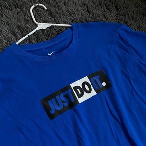 “Just do it” T Shirt Nike Mens Size Large Blue